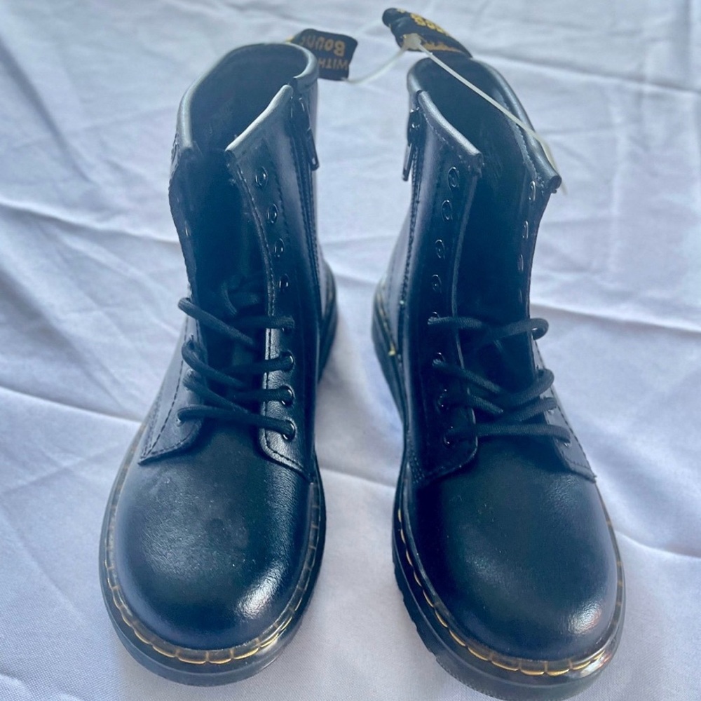 Kids Dr Marten Boots